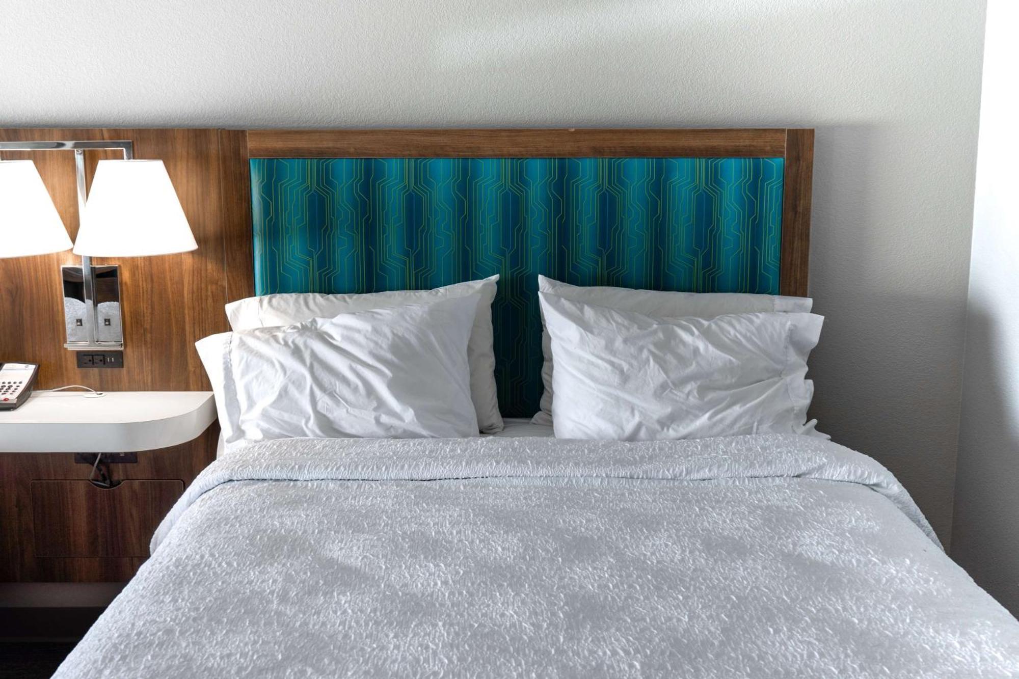 Hampton Inn Elkhorn Lake Geneva Area Ngoại thất bức ảnh