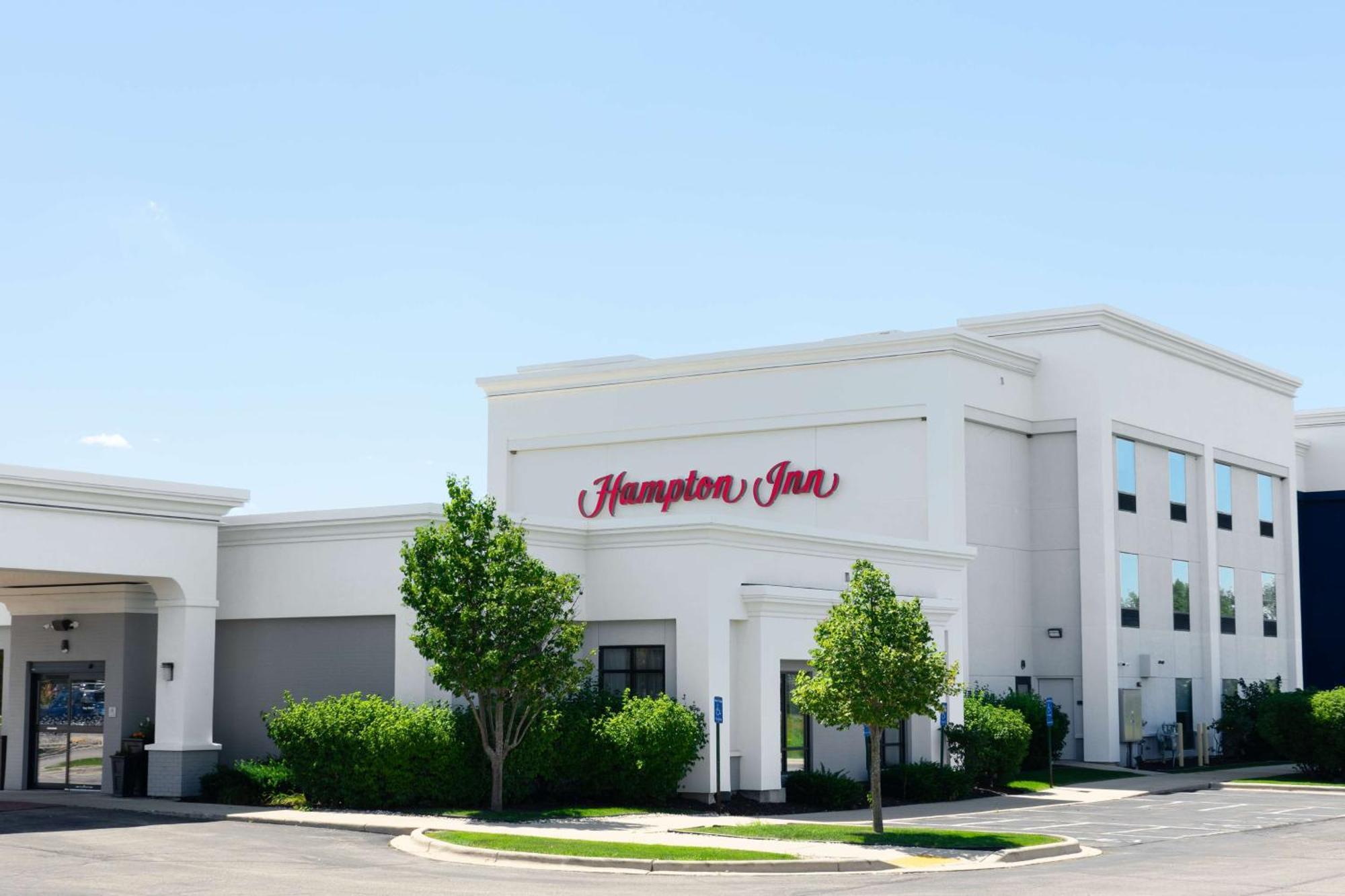 Hampton Inn Elkhorn Lake Geneva Area Ngoại thất bức ảnh